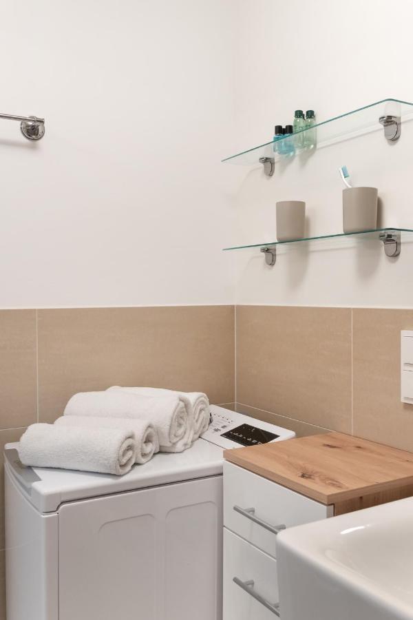 Quiet And Cozy Apartment Next To Mariahilfer Strasse And Naschmarkt With Ac, Minimum 30 Nights Viyana Dış mekan fotoğraf