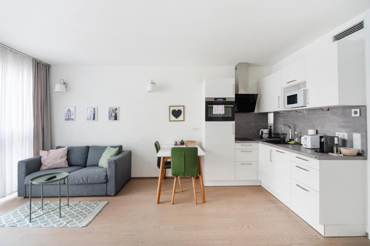 Quiet And Cozy Apartment Next To Mariahilfer Strasse And Naschmarkt With Ac, Minimum 30 Nights Viyana Dış mekan fotoğraf